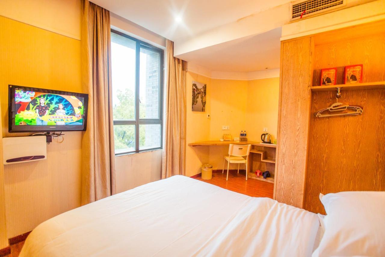 Wuyue Qianmen Hotel Jiaxing Exteriör bild