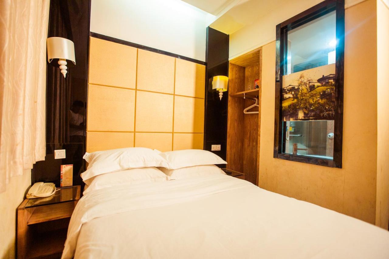 Wuyue Qianmen Hotel Jiaxing Exteriör bild
